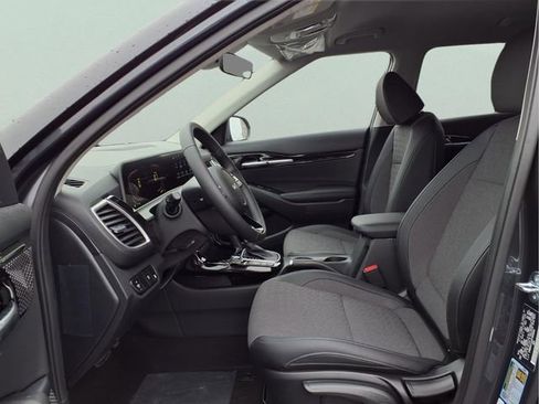 New 2026 Kia Seltos S AWD/4WD image 17