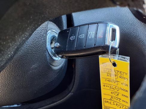 Used 2018 Kia Optima S w/ Panoramic Sunroof Package image 10