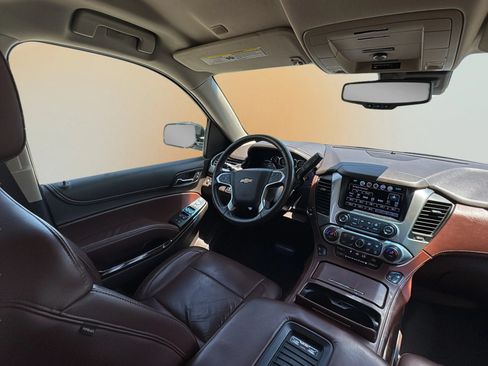 Used 2018 Chevrolet Tahoe Premier w/ RST 6.2L Performance Edition RWD image 18