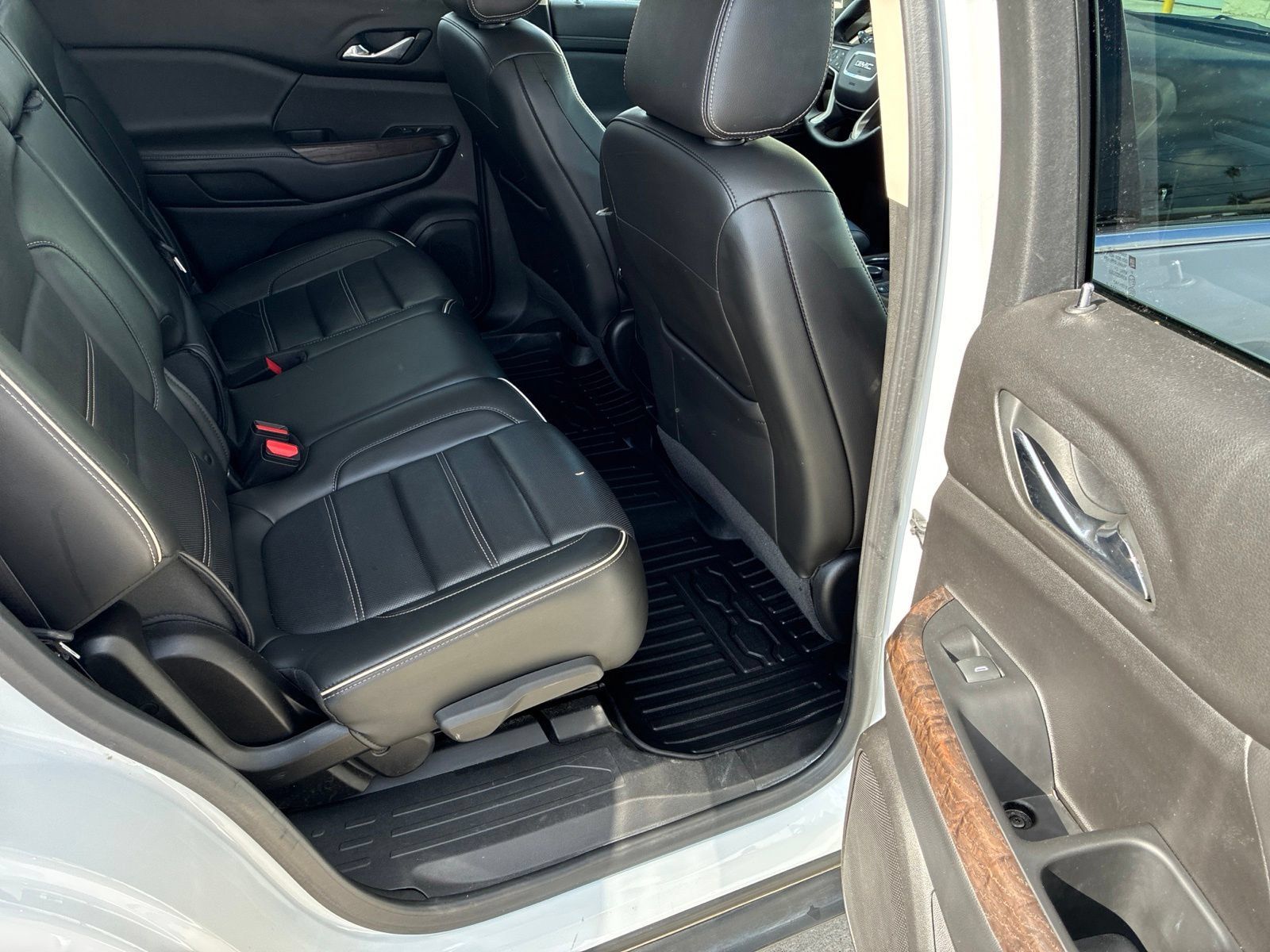 Used 2023 GMC Acadia Denali FWD image 13