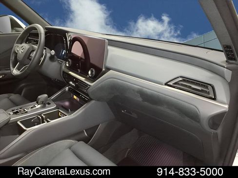 Certified 2026 Lexus TX 350 AWD image 17