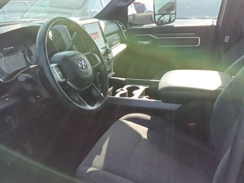 Used 2021 RAM 2500 Big Horn w/ Level 1 Equipment Group AWD/4WD image 6
