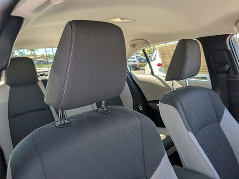 Used 2026 Toyota Corolla LE image 3