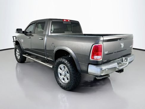 Used 2017 RAM 2500 Laramie w/ Convenience Group AWD/4WD image 5