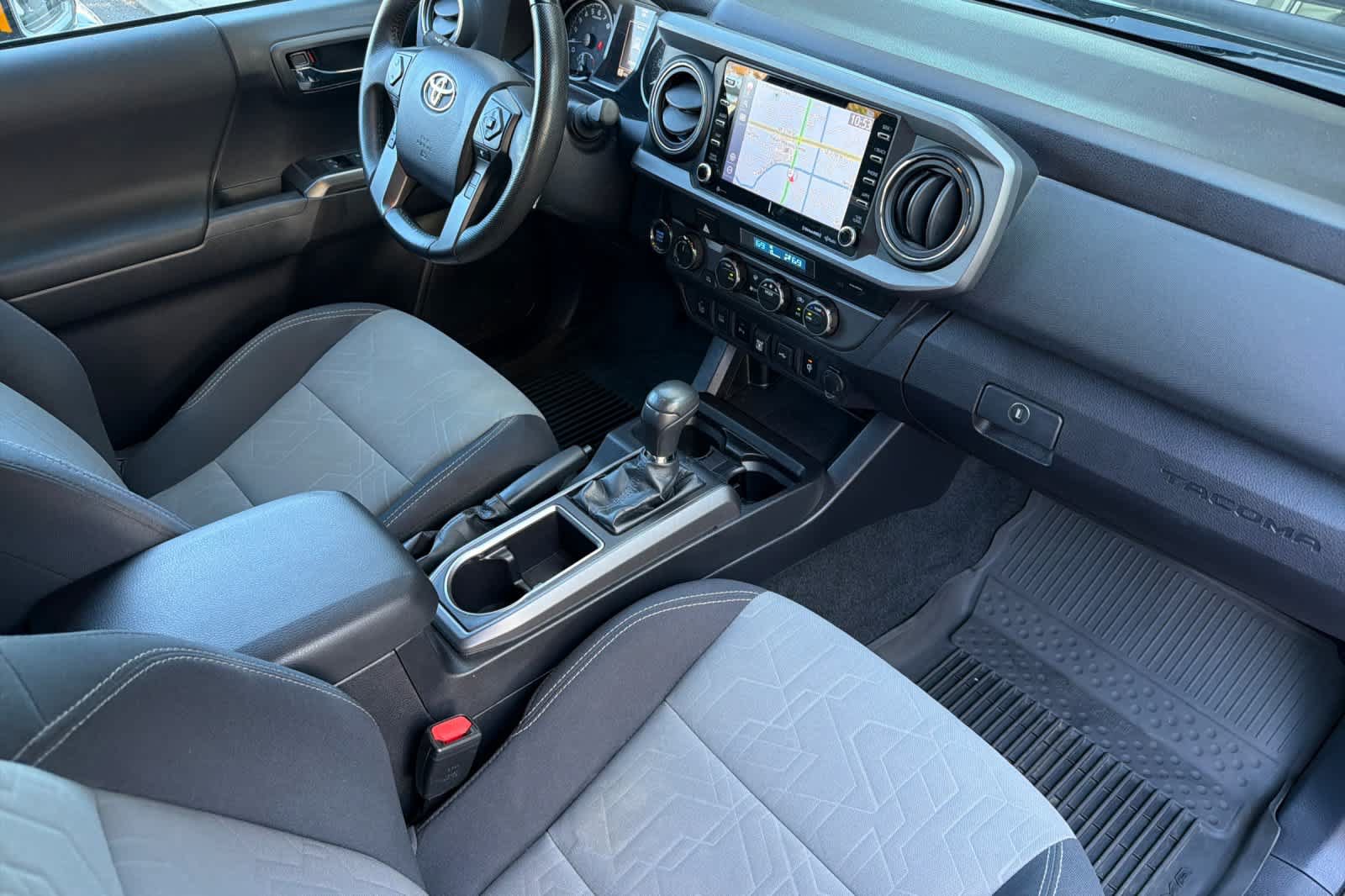 Used 2021 Toyota Tacoma TRD Sport w/ Advanced Technology Package AWD/4WD image 17