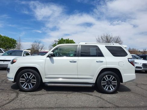 Used 2017 Toyota 4Runner Limited AWD/4WD image 7