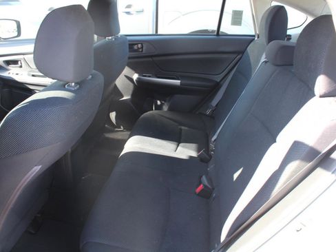 Used 2016 Subaru Impreza 2.0i image 7
