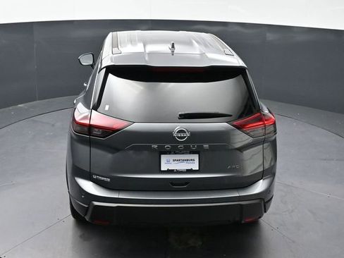 Used 2025 Nissan Rogue SV AWD/4WD image 39