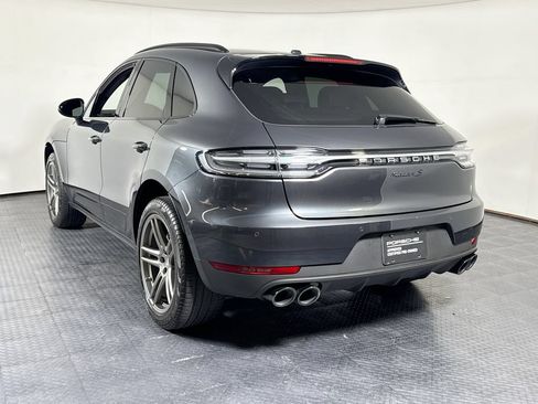 Certified 2021 Porsche Macan S AWD/4WD image 3