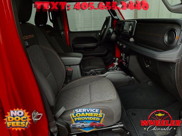 Used 2026 Jeep Gladiator Mojave AWD/4WD image 12