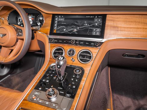 Used 2026 Bentley Continental GT AWD/4WD image 27