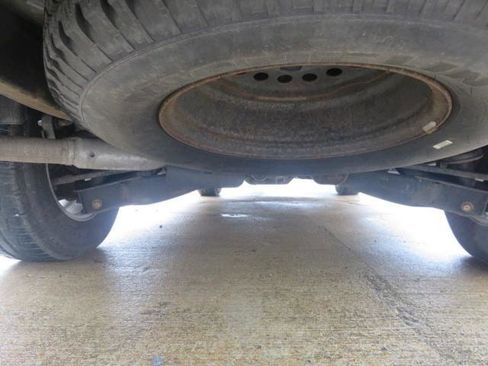 Used 2004 Ford Explorer XLT image 30