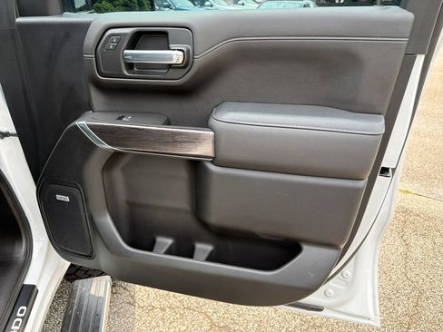 Used 2021 Chevrolet Silverado 1500 LTZ w/ LTZ Premium Package AWD/4WD image 14