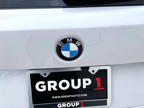 Used 2026 BMW X5 xDrive40i w/ Executive Package image 28