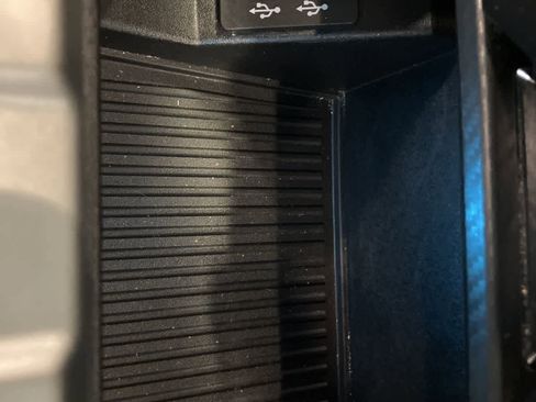 Used 2020 Ford F150 Lariat w/ Equipment Group 502A Luxury image 19