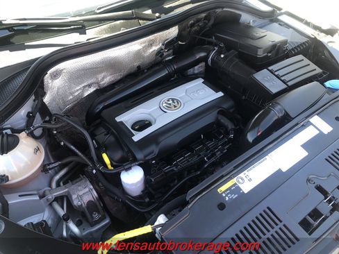 Used 2016 Volkswagen Tiguan S image 23