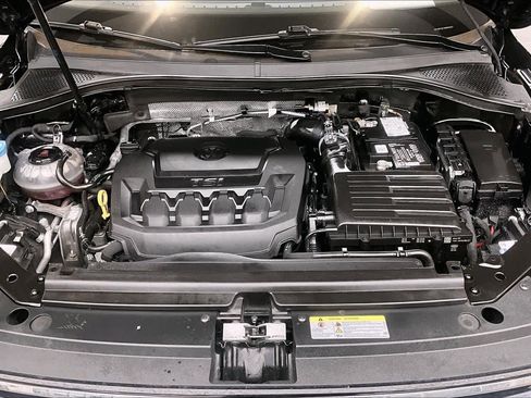 Used 2022 Volkswagen Tiguan SE image 31