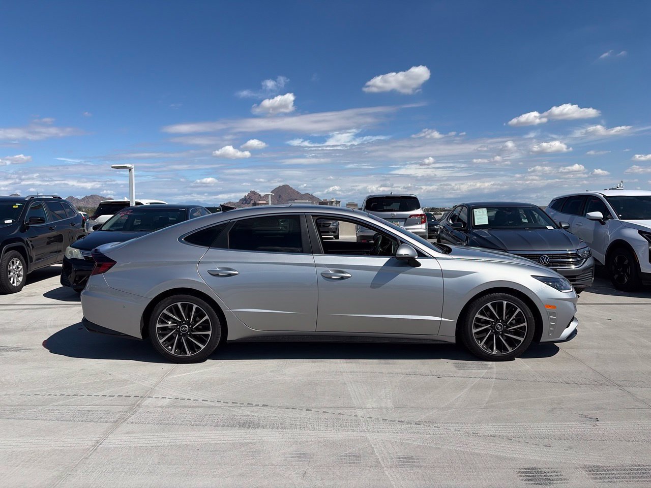 Used 2021 Hyundai Sonata Limited FWD image 3