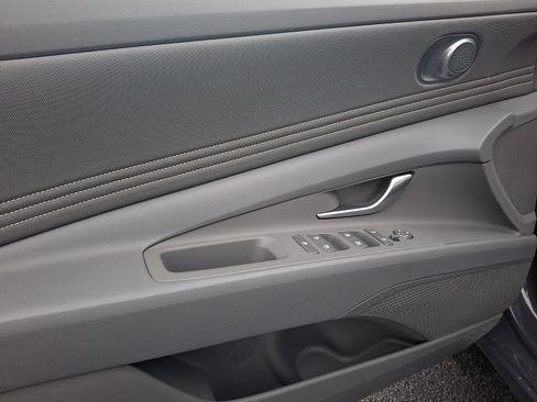 New 2026 Hyundai Elantra SEL Sport Premium FWD image 8