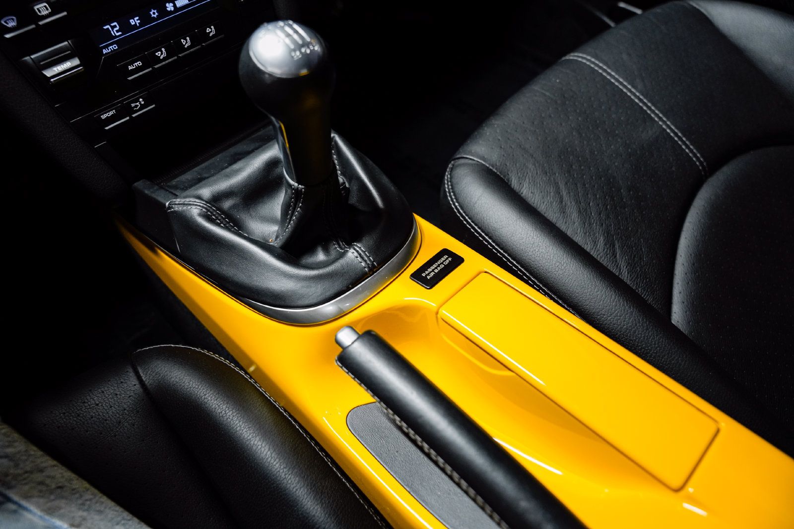 Used 2011 Porsche Cayman S RWD image 15