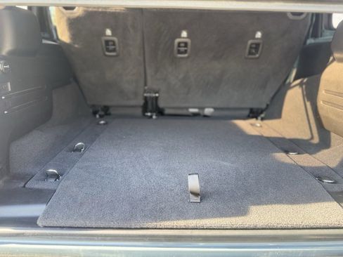 Used 2024 Jeep Wrangler Unlimited Rubicon image 5