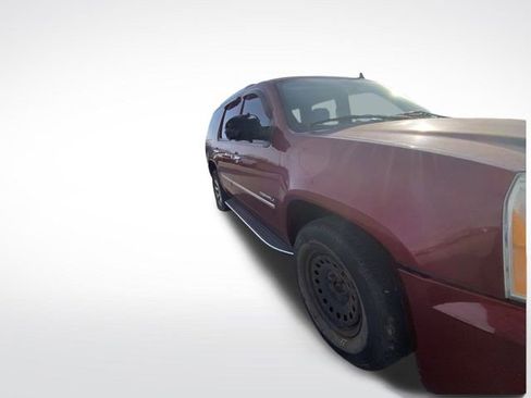 Used 2009 GMC Yukon Denali image 12