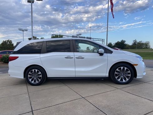 Used 2022 Honda Odyssey EX-L image 4