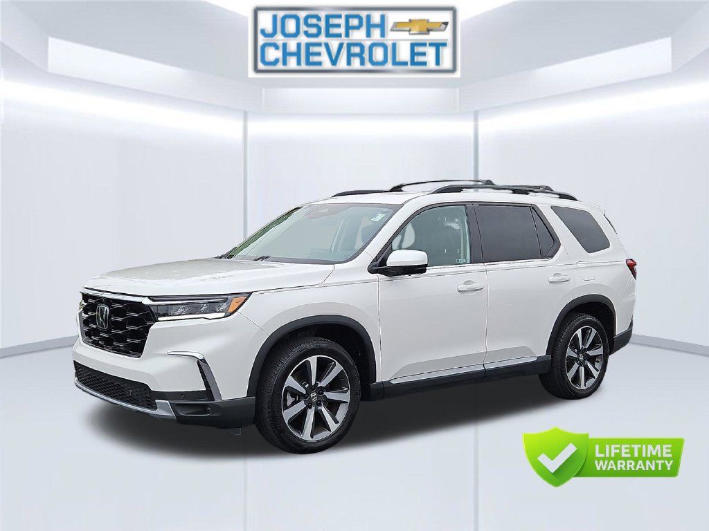 Used 2024 Honda Pilot Elite image 2
