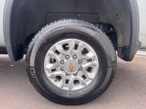 Used 2024 Chevrolet Silverado 3500 LT w/ Safety Package AWD/4WD image 24