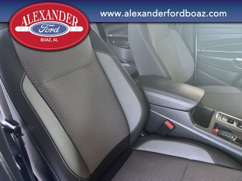 Used 2019 Ford Escape SE FWD image 15