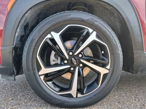 Used 2021 Chevrolet TrailBlazer RS w/ Convenience Package FWD image 23