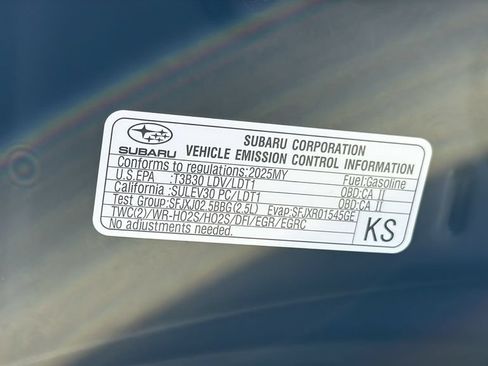 Certified 2025 Subaru Crosstrek 2.5i Premium AWD/4WD image 28