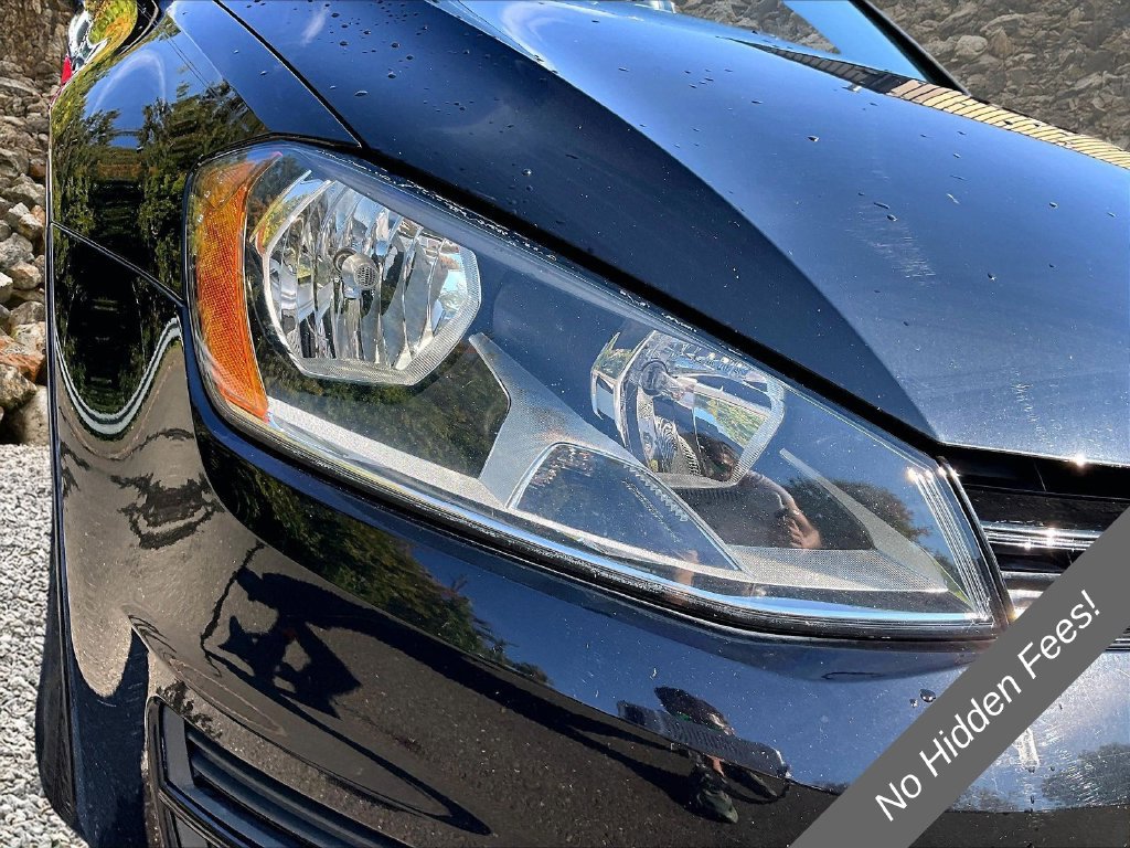 Used 2016 Volkswagen Golf S FWD image 23
