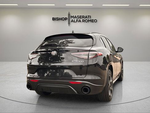 Used 2025 Alfa Romeo Stelvio Sprint AWD/4WD image 5