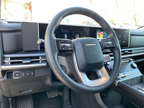 Used 2025 Hyundai Santa Fe SEL image 36