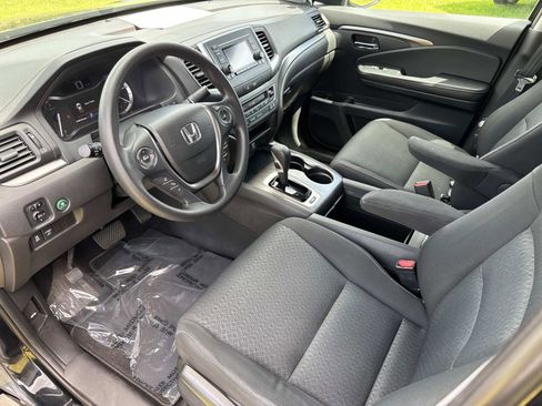 Used 2018 Honda Ridgeline Sport image 22