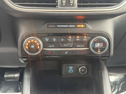 Used 2021 Ford Escape SE w/ Cold Weather Package AWD/4WD image 26
