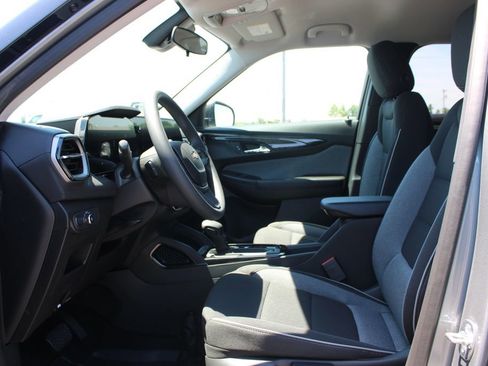 New 2026 Chevrolet TrailBlazer LS w/ LS Convenience Package FWD image 19