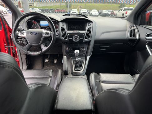 Used 2014 Ford Focus ST w/ Equipment Group 202A FWD image 23