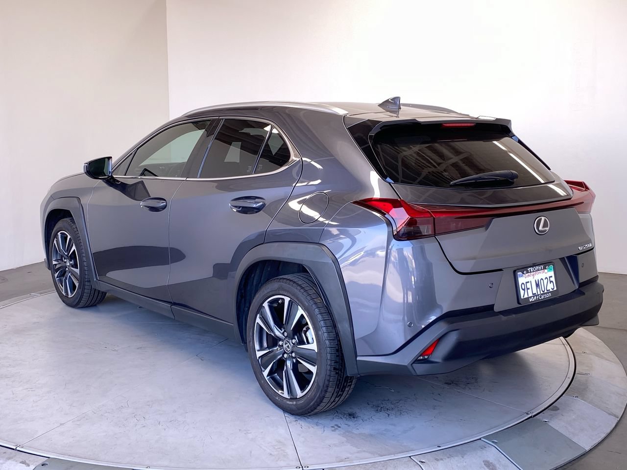 Used 2023 Lexus UX 250h FWD w/ Accessory Package (Z1) image 3