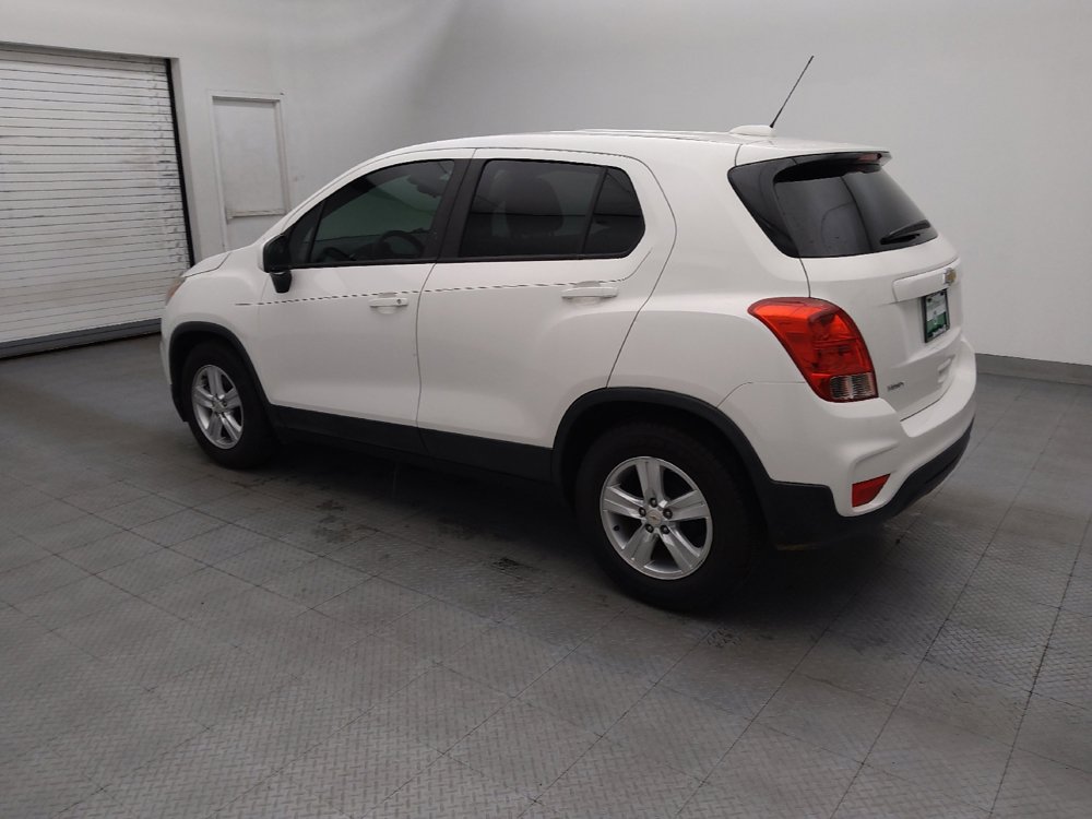 Used 2021 Chevrolet Trax LS w/ Tint and Cruise Package FWD image 3