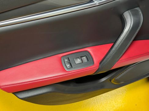 Used 2018 Maserati Ghibli S image 19