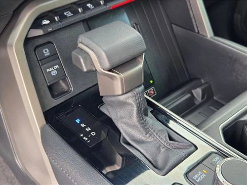 Used 2025 Toyota Tundra Limited image 12