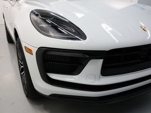 Used 2025 Porsche Macan S AWD/4WD image 53