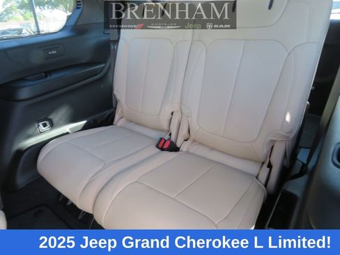 New 2025 Jeep Grand Cherokee L Limited image 13