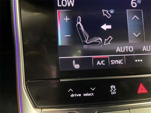 Used 2024 Audi A6 Premium Plus image 25