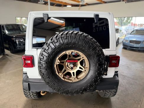 Used 2023 Jeep Wrangler Unlimited Rubicon 392 w/ Trailer Tow Package AWD/4WD image 9