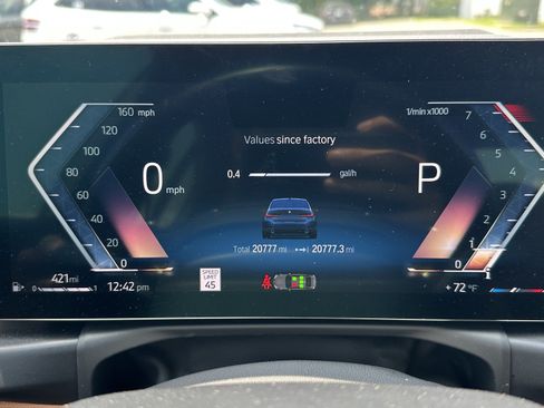Used 2023 BMW 330i xDrive Sedan w/ Premium Package AWD/4WD image 23
