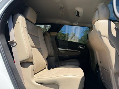 Used 2018 Dodge Durango GT w/ Technology Group AWD/4WD image 12