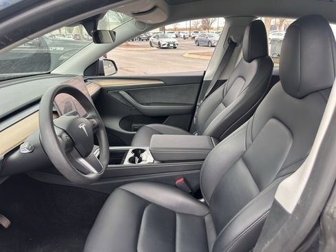 Used 2023 Tesla Model Y Long Range image 14